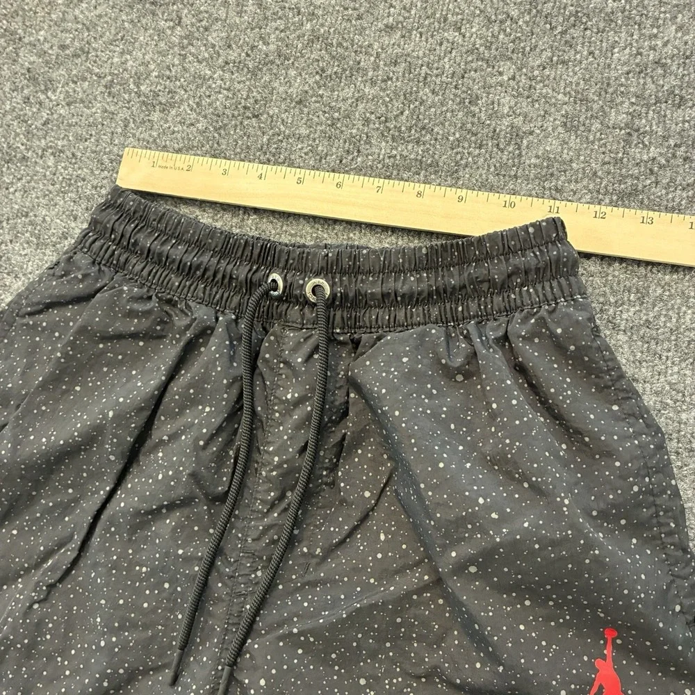Nike Air Jordan Poolside Mesh Lined Shorts Mens Size Small Cement Black Jumpman